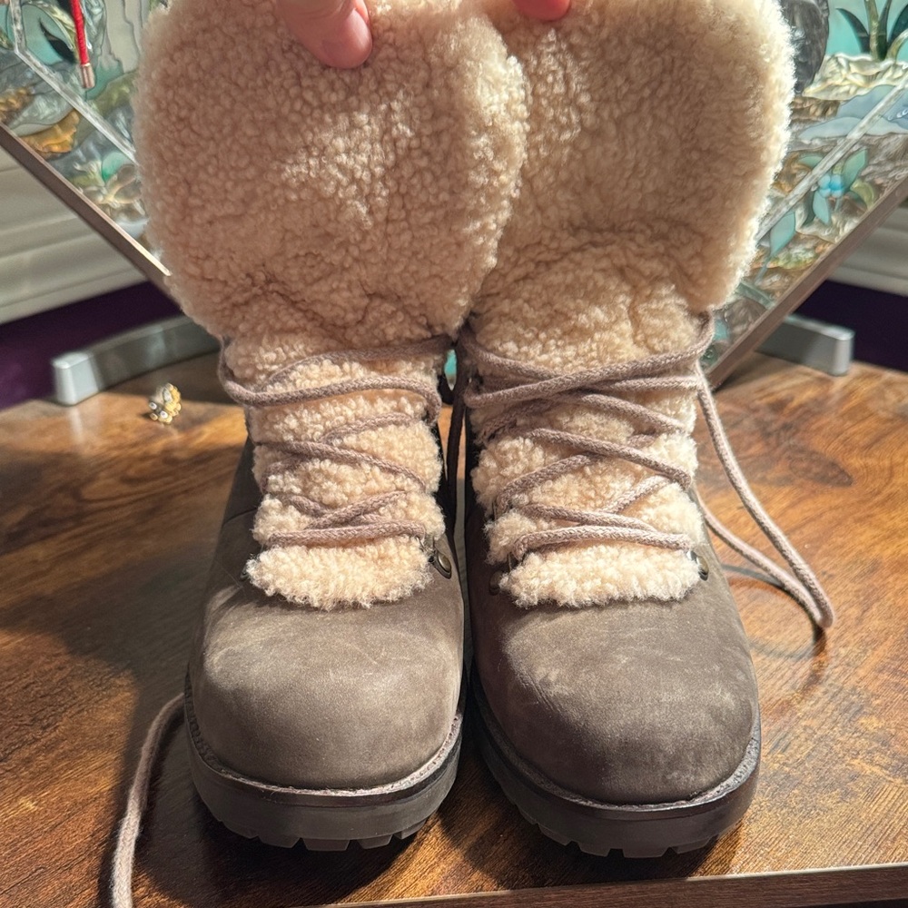 UGG Women's Brown and Cream Boots, size 10